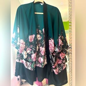 Lularoe Aurora Kimono